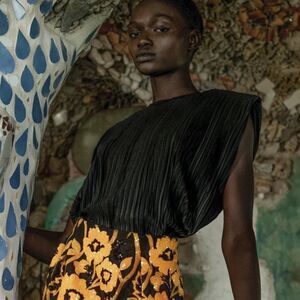 SABINA MUSAYEV | NEW Samara Black Pleated Top Structured Shoulders Women’s M